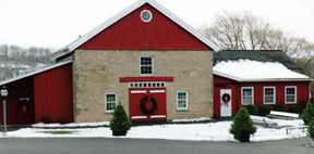 Quivey's Grove barn LR.jpg