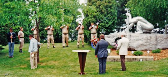 Sculpture salute LR.jpg